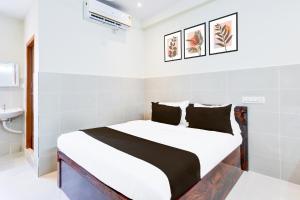 Hotel O GK Grand