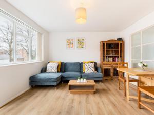 2 Bed Flat in Leamington Spa Pass the Keys