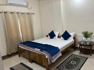Kashi Kastle Godavari - Luxury 1 BHK near Assi Ghat