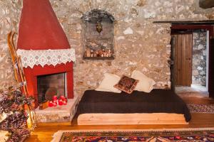 260m2 Unique mountain house in Lilea Parnasos