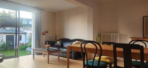 Maison proche centre ville et circuit avec jardin