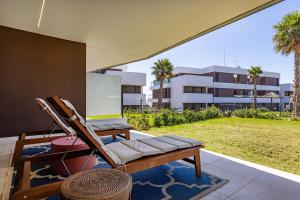 Peaceful apartment with views and garden