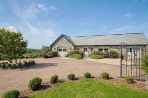 Mulberry House - Llanrhidian