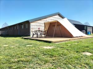 Hoeve Linnerveld Trekkerstent