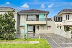 Hotel O Tangerang Near Supermall Karawaci Formerly Bromo 18 - Binong