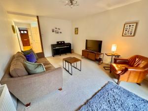 Charming Cosy Maisonette in South Bank - Pass the Keys