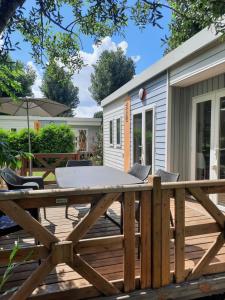 Campings Camping de Salviac : photos des chambres