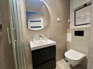 Apartament Czerwone Wino 100m od Szczawno-Zdrój