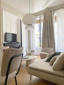 Appartement hausmannien au coeur du 7e