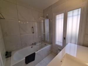 Sea view flat 5 minutes from the beach