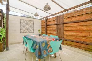 F2 Brunoy avec terrasse couverte