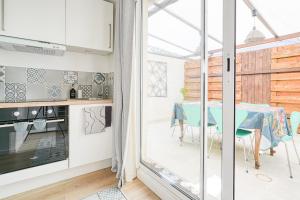 F2 Brunoy avec terrasse couverte