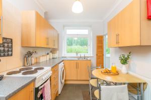 The VIEW Spacious Apartment In Afan Forest Bike Park By StayStaycations