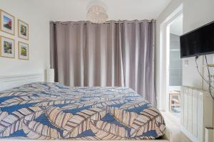 F2 Brunoy avec terrasse couverte