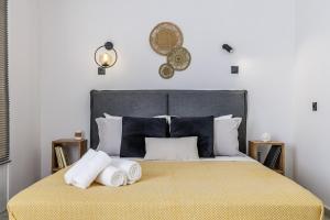 VRACHOS HOUSE "In the heart of Skopelos Town"