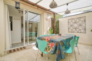 F2 Brunoy avec terrasse couverte