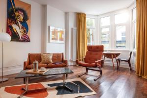 Chelsea House Holiday Apartments