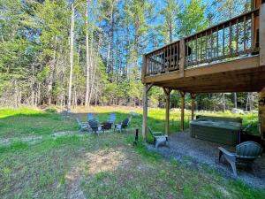 80PVR Log Home 20min to Bretton Woods AC Hot Tub wifi cable fireplace fire pit