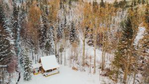 Domki pod Halą Krupową - Chata na szlaku