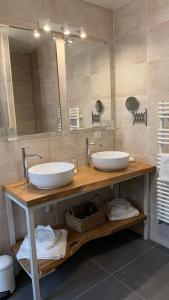 Maisons de vacances NUANCES Gite Simplicity and elegance 8-pers : photos des chambres