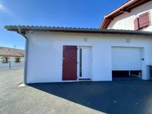 Charmant T1 bis à Itxassou, proche Thermes, jardin, parking privé, internet, 2 couchages - FR-1-495-136 - 伊特萨苏