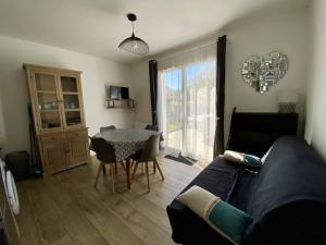 Appartements Charmant T1 bis a Itxassou, proche Thermes, jardin, parking prive, internet, 2 couchages - FR-1-495-136 : photos des chambres