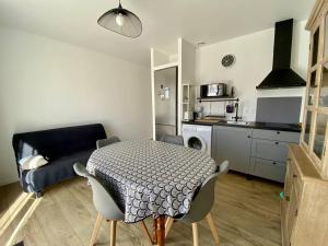 Appartements Charmant T1 bis a Itxassou, proche Thermes, jardin, parking prive, internet, 2 couchages - FR-1-495-136 : photos des chambres