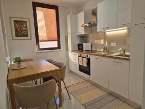 Brand-new apartment near the beach