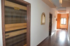 Tak International Hotel