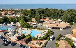 Camping 2 Plages et Océan - Maeva - 滨海昂古兰