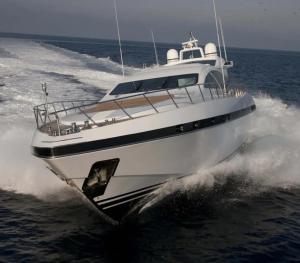 Bateau Mangusta 92