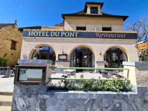 Hotels Hotel du Pont et Restaurant a Grolejac : photos des chambres