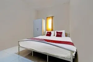 OYO 91955 Pondokan Cempaka - Sumber