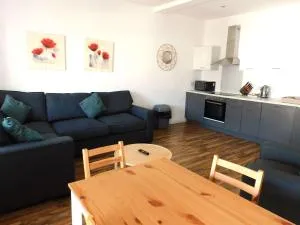 No 1 - 2 bedroom apartment in Lanark Town Centre - Carluke