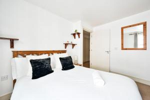 London Bridge, Borough Market