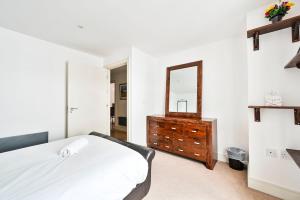 London Bridge, Borough Market