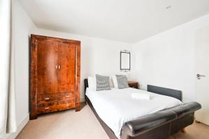 London Bridge, Borough Market