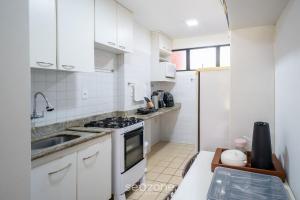 Condomínio c Academia e Piscina em Guarajuba - Camaçari GSH