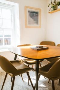 Breathtaking High Street Townhouse With Stunning Sea Views at The Old Fishermans Townhouse