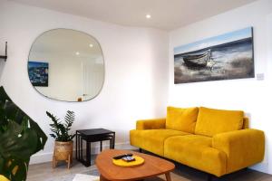 Breathtaking High Street Townhouse With Stunning Sea Views at The Old Fishermans Townhouse