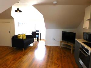 No 7 - Modern 1 Bedroom Apartment in Lanark Town Centre