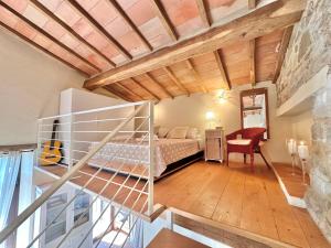 Nuovissimo Loft panoramico con giardino a Montalcino