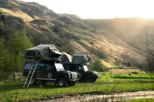 Land Rover Defender Camper Hire - 阿尔恩茅斯