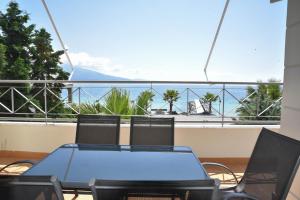 Luxury Beachfront Suite