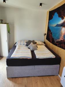 Little Tiny Village Haus 1