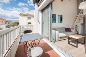 AS25806-P2 cabine duplex avec terrasse et parking