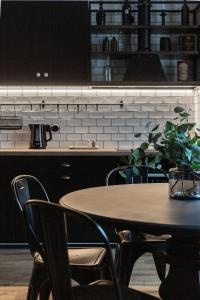 Industrial Style 2bd apartment in City Centre