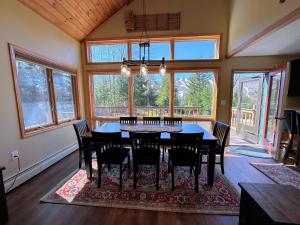 MWP25 Updated 3 bed 3 bath condo with mountain ski slope views in Bretton Woods