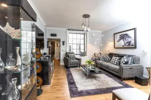 15 Lansdown - Golden Valley