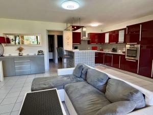 Appartements Appartement coquet 3 pieces, centre village, proche commerces et plages, parking, wifi, 4 pers. - FR-1-225-652 : photos des chambres